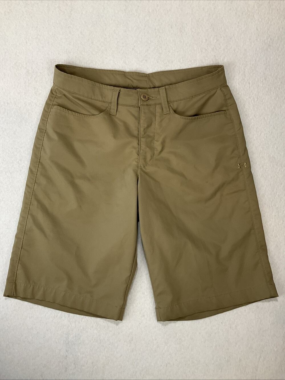 Under Armour Men HeatGear Tan Shorts Sz 30 Loose Fit Lightweight Casual Outdoor